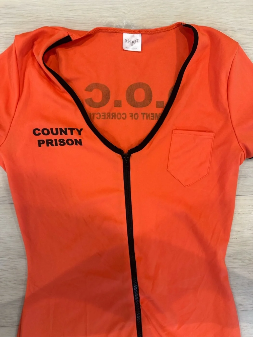 Spirit Halloween 'County Prison' Zip Front Costume Dress - Picture 2 of 3